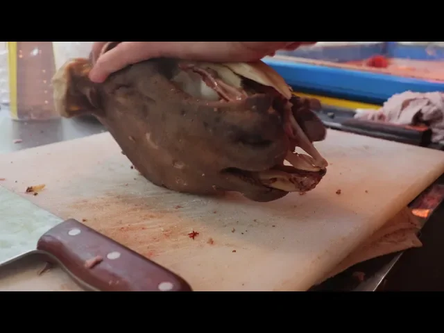 陕西20年小摊,大姐现做现卖,光制作就得八小时,每天限量60个